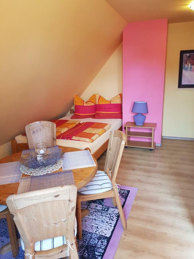 Elexia Homestay *